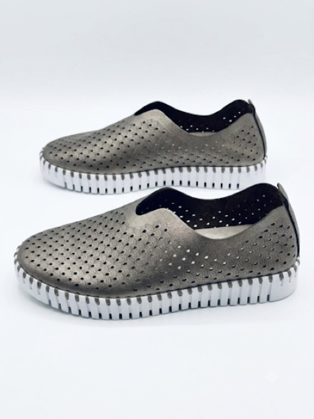 ILSE JACOBSEN Tulip Slip On Gunmetal  Size 39